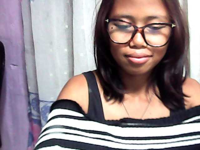 Natalie-Luxa live cam on BongaCams