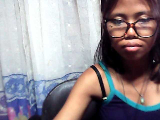 Natalie-Luxa live cam on BongaCams