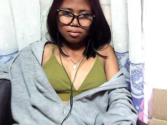 Natalie-Luxa live cam on BongaCams