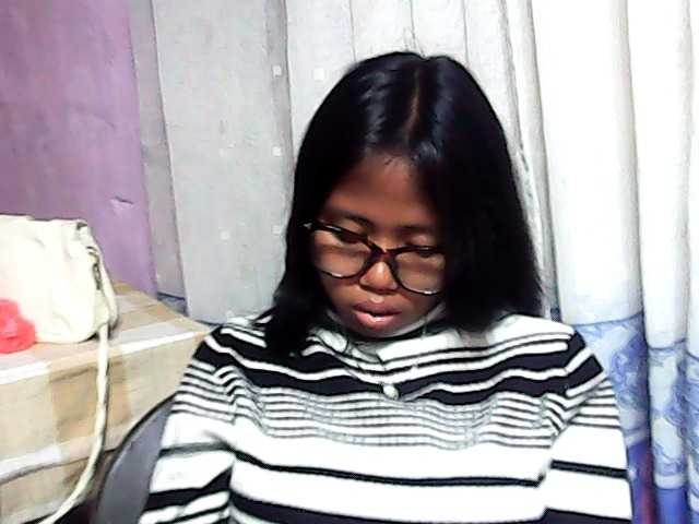 Natalie-Luxa live cam on BongaCams