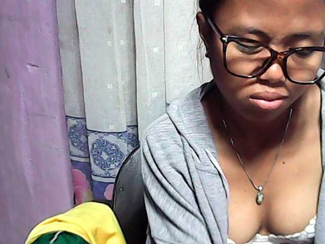 Natalie-Luxa live cam on BongaCams