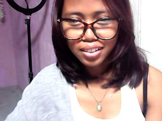 Natalie-Luxa live cam on BongaCams