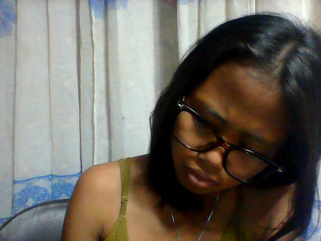 Natalie-Luxa live cam on BongaCams