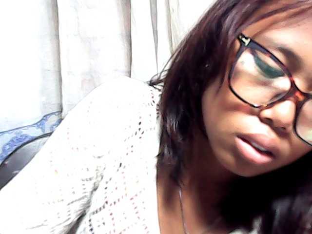 Natalie-Luxa live cam on BongaCams