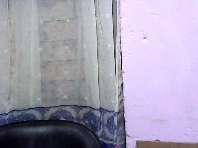 Natalie-Luxa live cam on BongaCams