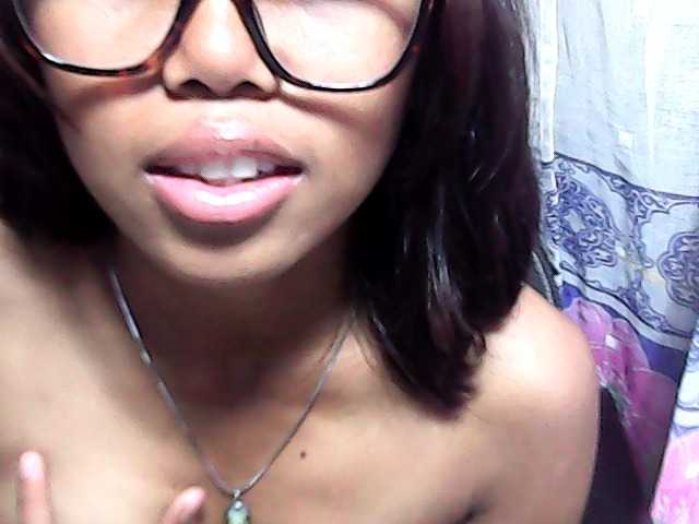 Natalie-Luxa live cam on BongaCams