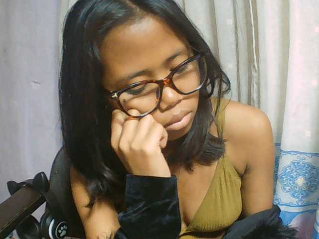 Natalie-Luxa live cam on BongaCams