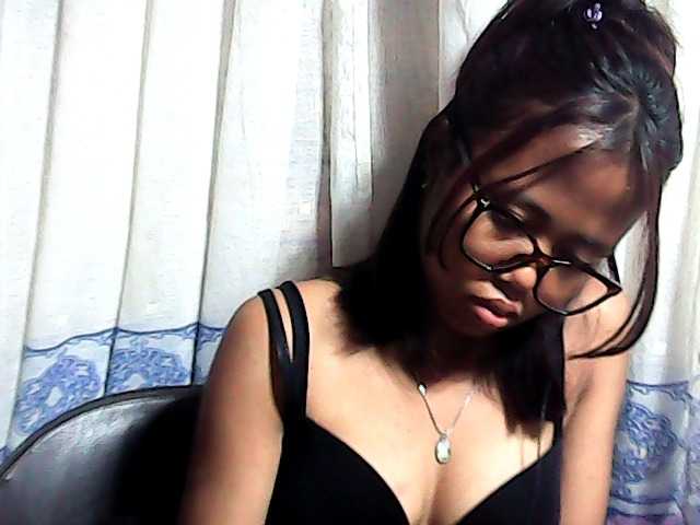 Natalie-Luxa live cam on BongaCams