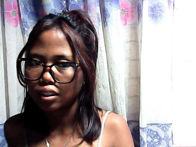 Natalie-Luxa live cam on BongaCams