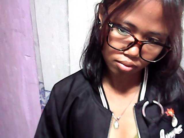 Natalie-Luxa live cam on BongaCams