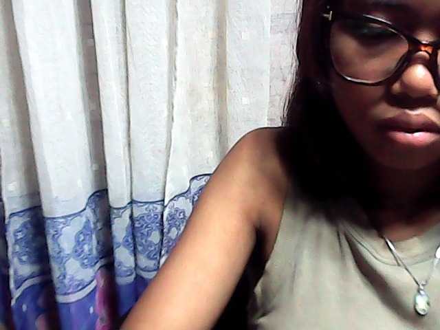 Natalie-Luxa live cam on BongaCams