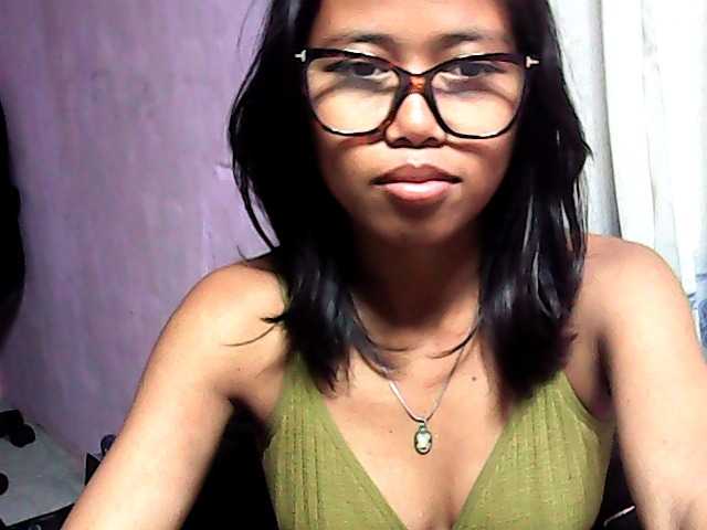 Natalie-Luxa live cam on BongaCams