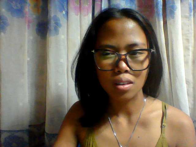 Natalie-Luxa live cam on BongaCams