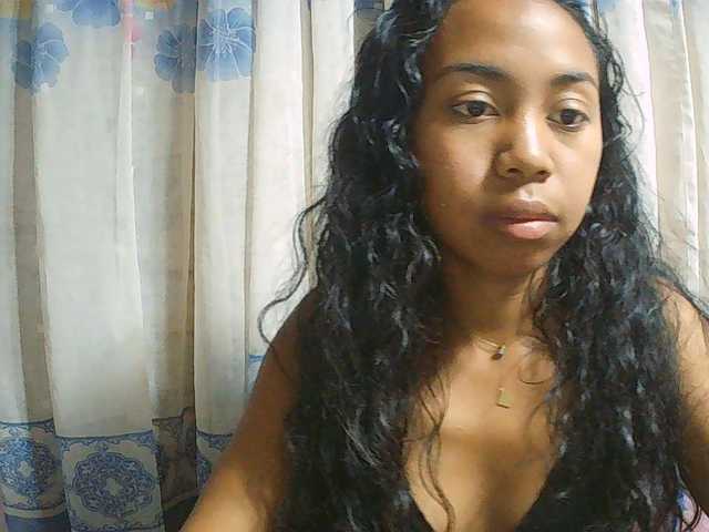 Natalie-Luxa live cam on BongaCams