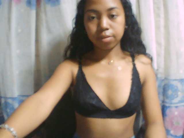 Natalie-Luxa live cam on BongaCams