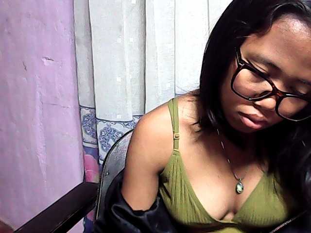 Natalie-Luxa live cam on BongaCams