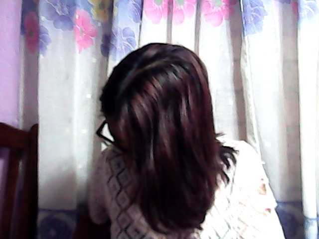 Natalie-Luxa live cam on BongaCams