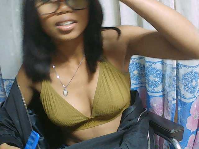 Natalie-Luxa live webcam show