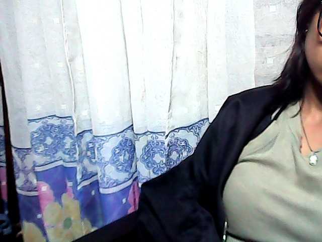 Natalie-Luxa live cam on BongaCams