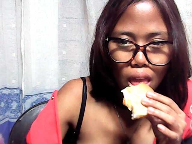 Natalie-Luxa live cam on BongaCams