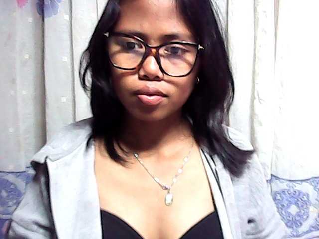 Natalie-Luxa live cam on BongaCams