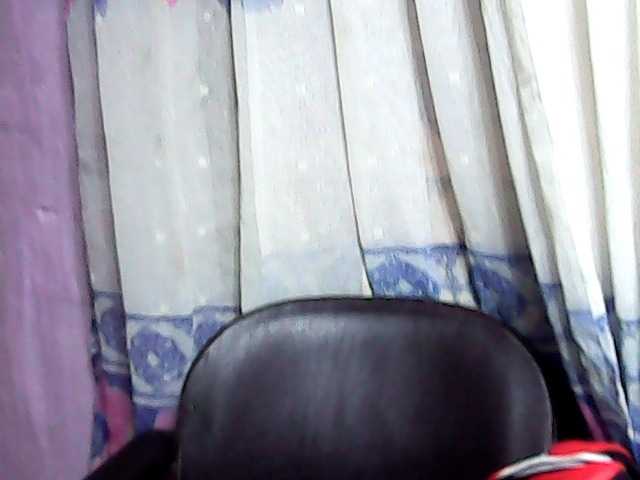Natalie-Luxa live cam on BongaCams