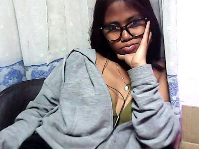 Natalie-Luxa live cam on BongaCams