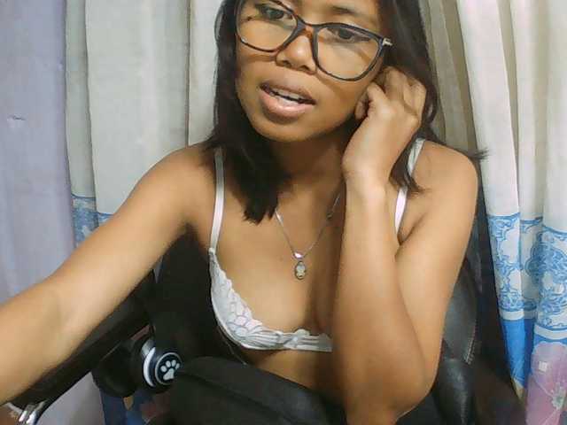 Natalie-Luxa live cam on BongaCams