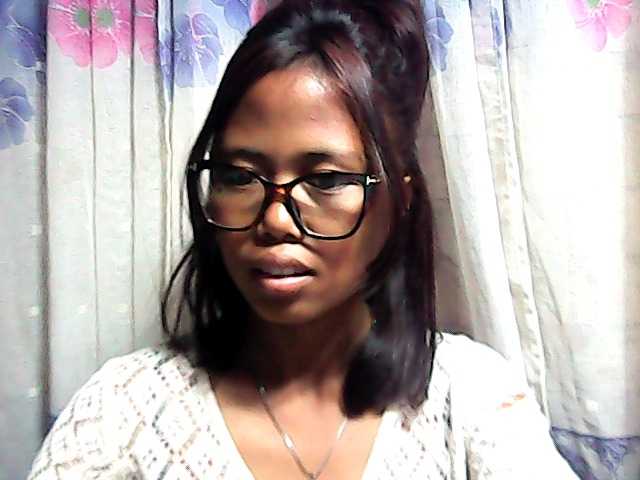 Natalie-Luxa live cam on BongaCams