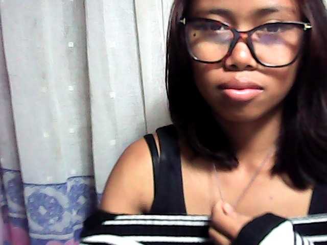Natalie-Luxa live cam on BongaCams