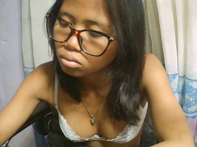 Natalie-Luxa live cam on BongaCams