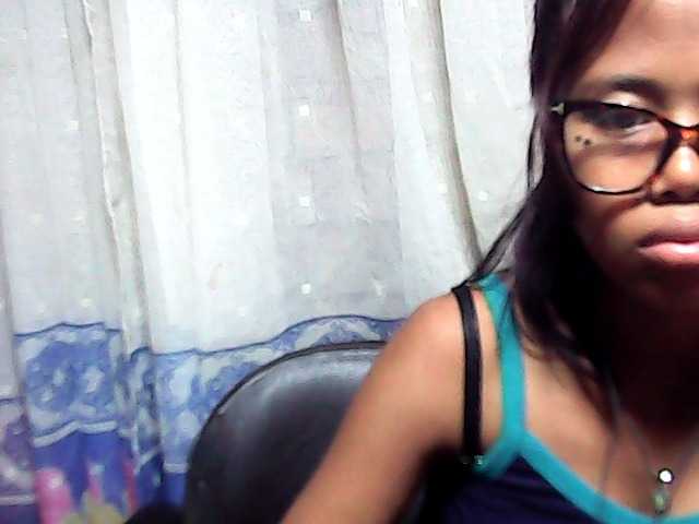 Natalie-Luxa live cam on BongaCams