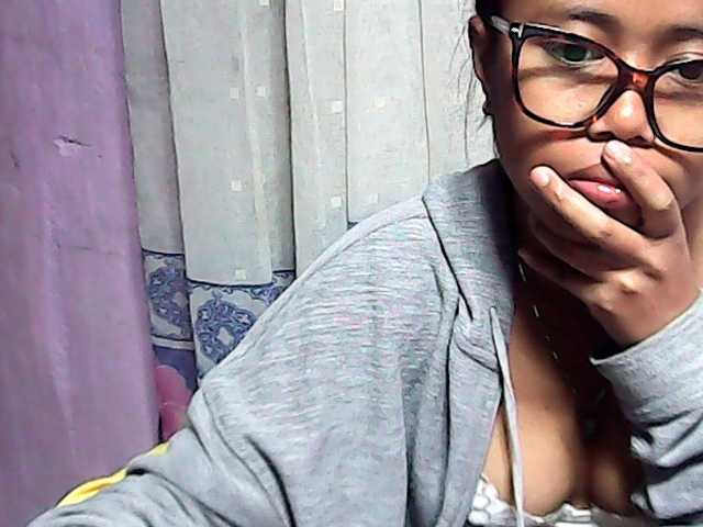 Natalie-Luxa live cam on BongaCams