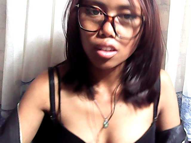 Natalie-Luxa live cam on BongaCams