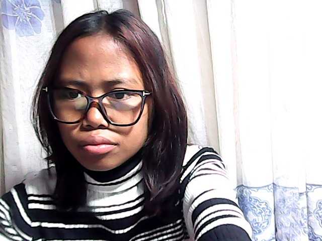 Natalie-Luxa live cam on BongaCams