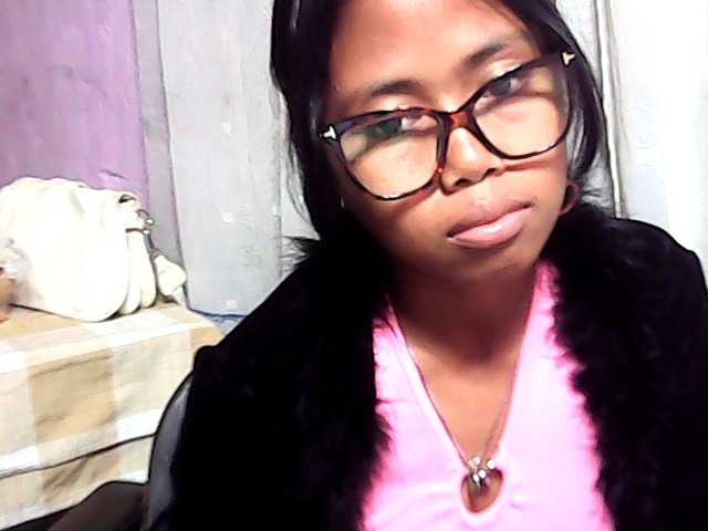 Natalie-Luxa live cam on BongaCams