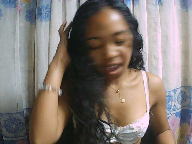 Natalie-Luxa live cam on BongaCams