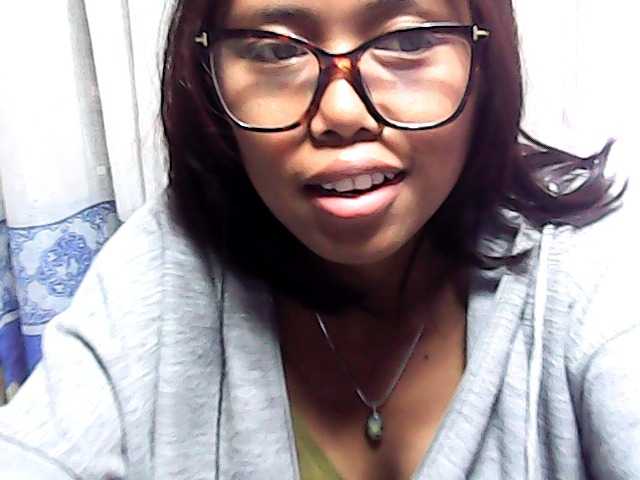 Natalie-Luxa live cam on BongaCams