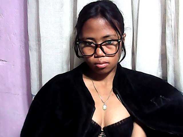 Natalie-Luxa live cam on BongaCams