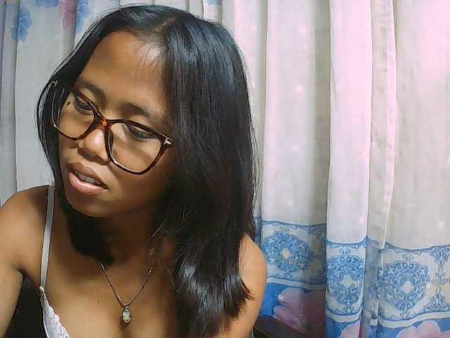 Natalie-Luxa live cam on BongaCams