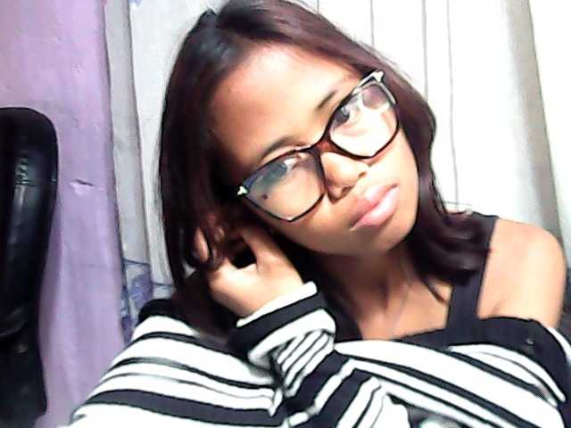 Natalie-Luxa live cam on BongaCams