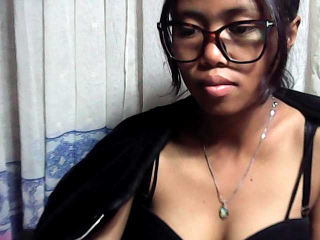 Natalie-Luxa live cam on BongaCams