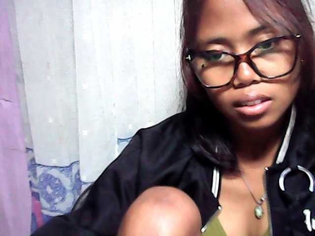 Natalie-Luxa live cam on BongaCams