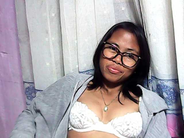 Natalie-Luxa live webcam show