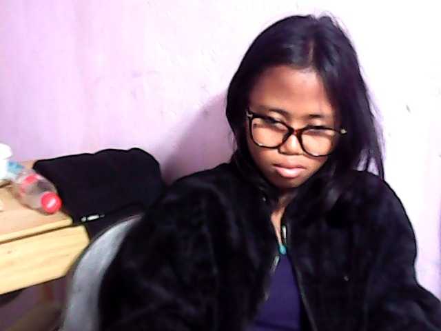 Natalie-Luxa live cam on BongaCams