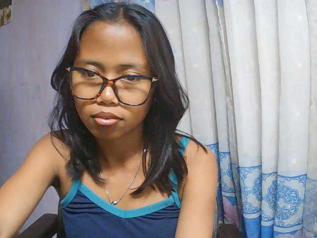 Natalie-Luxa live cam on BongaCams