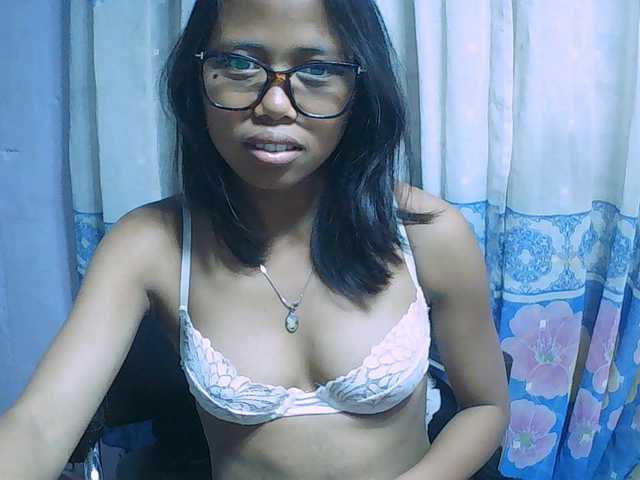Natalie-Luxa live cam on BongaCams