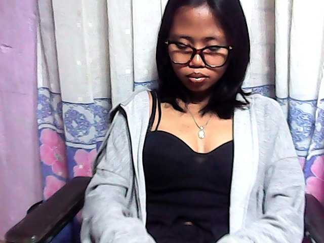 Natalie-Luxa live cam on BongaCams