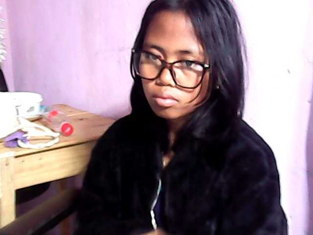 Natalie-Luxa live cam on BongaCams