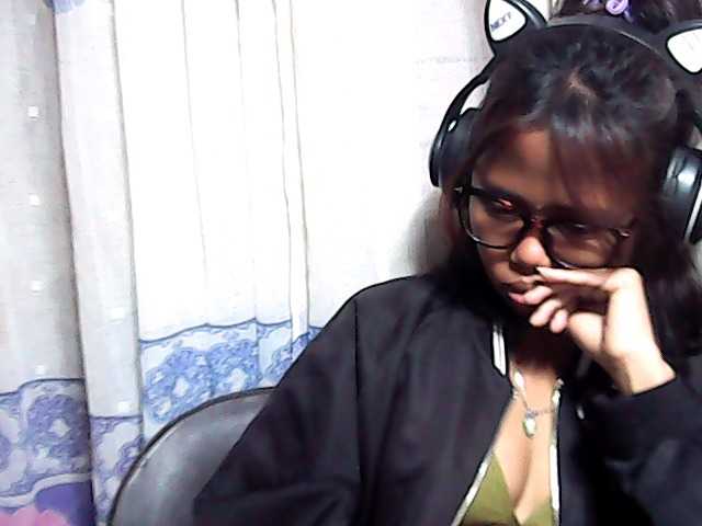 Natalie-Luxa live cam on BongaCams